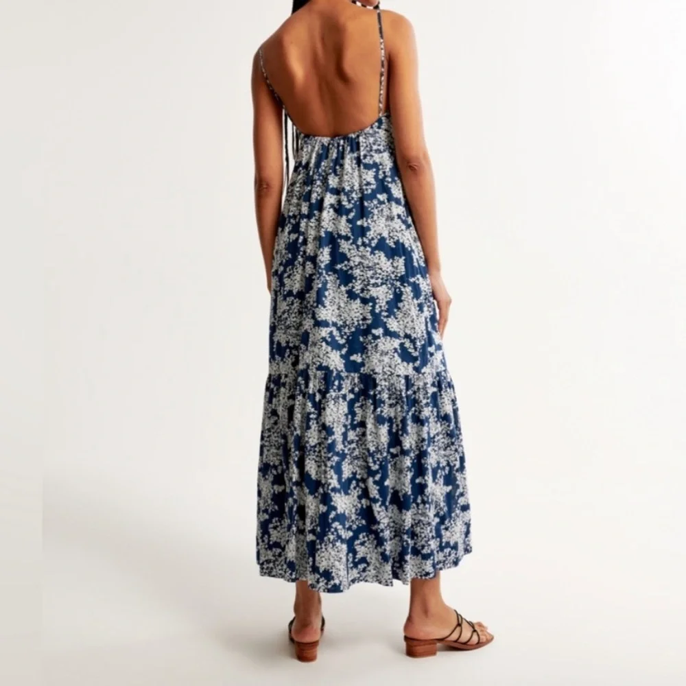 *NWT* Abercrombie & Fitch Low Back Floral Maxi Dress with Pockets